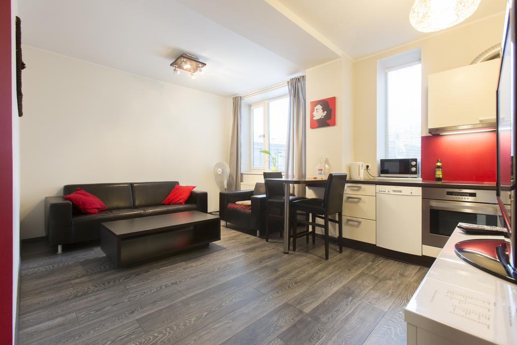 Joe Apartments - Apartments With Sauna In The City Center Талин Екстериор снимка
